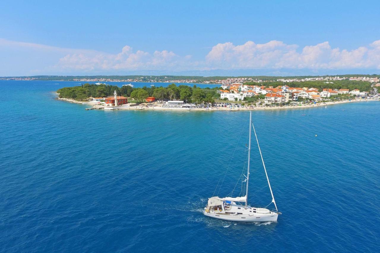 Ferienwohnung Puntamika Laterna Zadar Exterior foto